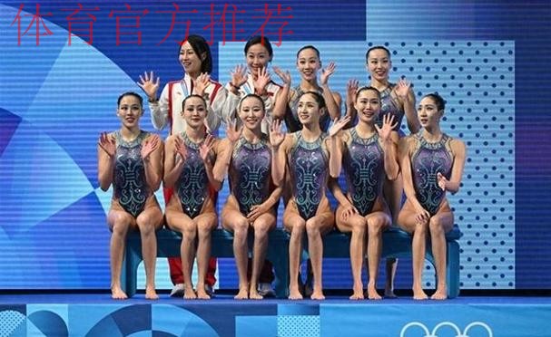 赵薇:中国花样游泳队实现了单人项目的突破 赵薇:中国花样游泳队实现了单人项目的突破